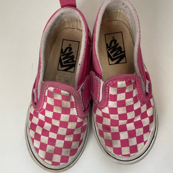 pink checkered vans size 3